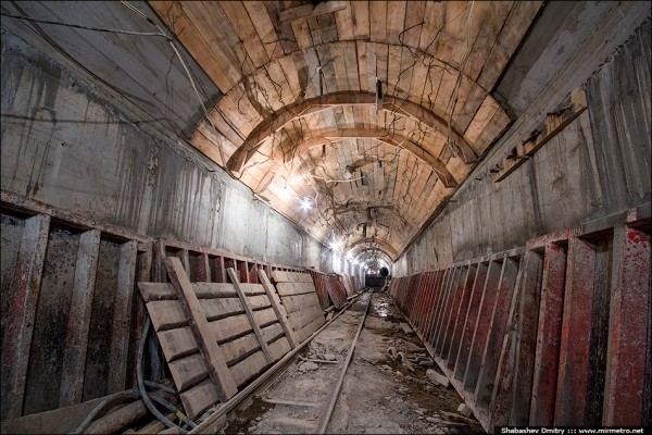 Строящийся подходной тоннель от руддвора №1 к правому перегонному тоннелю (ППТ)