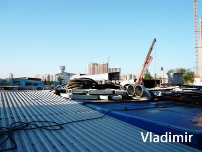 Вид со стороны улицы Белы Куна (север).