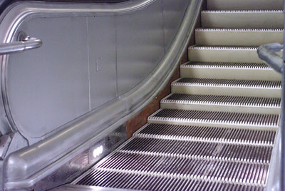 НовГорьк-5.jpg (1.71 МБ) 6800 просмотров Деревянный пояс на эскалаторах