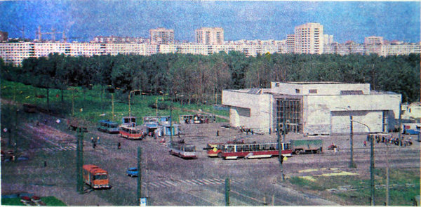 «Улица Дыбенко»