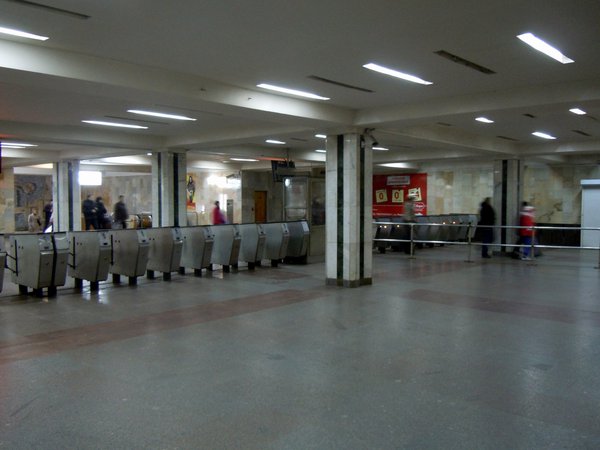 Вестибюль &quot;Московской&quot;