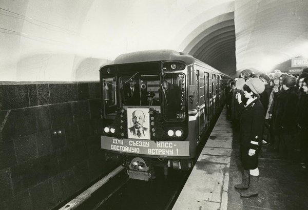метро Ру0025.JPG (104.89 КБ) 4957 просмотров 1985 год, Проспект Большевиков