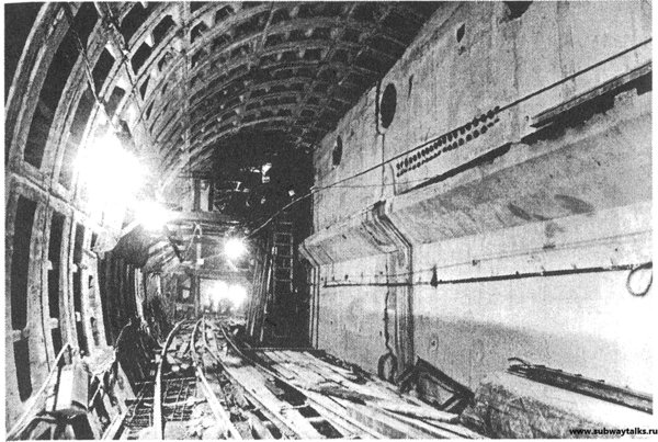 Спортивная1.jpg (651.81 КБ) 6479 просмотров Конструкция монолитной опоры свода станции "Спортивная"