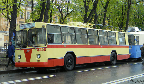 ЗиУ-682Б