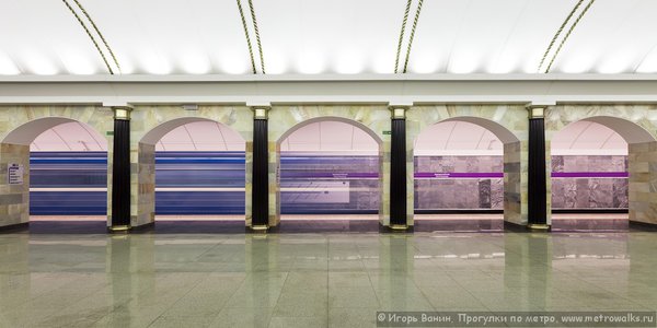 120115-1079345.jpg (123.31 КБ) 5417 просмотров Состав из вагонов моделей 81-540.2/541.2 отправляется с первого пути станции Адмиралтейская к станции Спортивная.