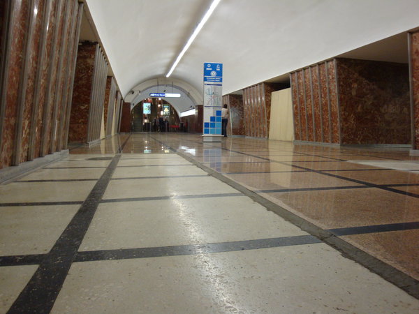 DSC07589.JPG (3.33 МБ) 10125 просмотров Новые полы чуть выше старых (см. по увеличению)