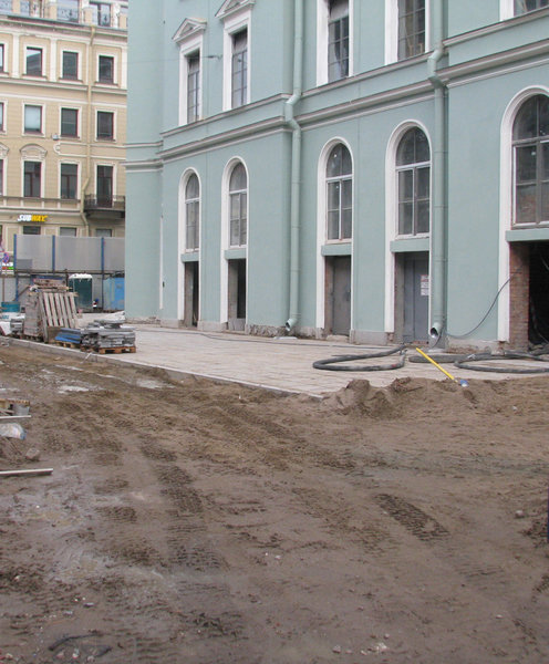 Тротуар по М. Морской готов.