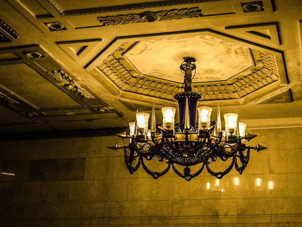 chandelier.jpg