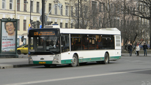 МАЗ-203.065 №2352, Большой проспект В.О.