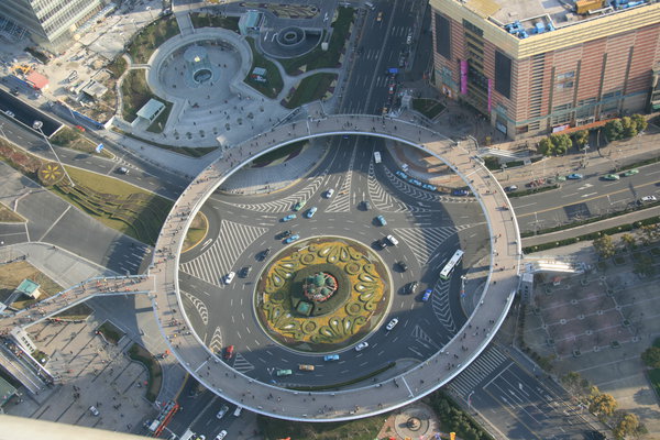 perehod-krug-shanhai.jpg (4.53 МБ) 24430 просмотров Шанхай, например.