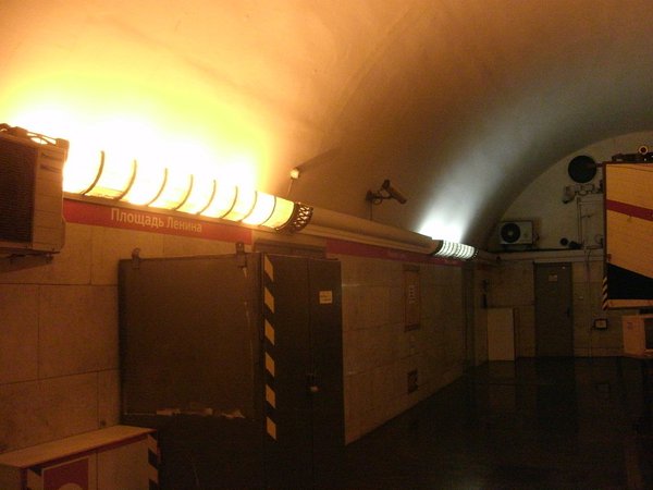 Lenin.jpg (269.79 КБ) 7461 просмотр Площадь Ленина, 1-ый путь, начало.