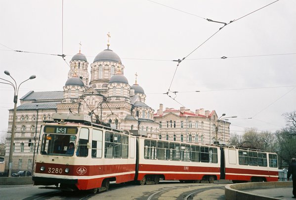 71-139 (ЛВС-93) №3280, набережная реки Карповки. 1 мая 2003 года. Автор фотографии Владимир Валдин.