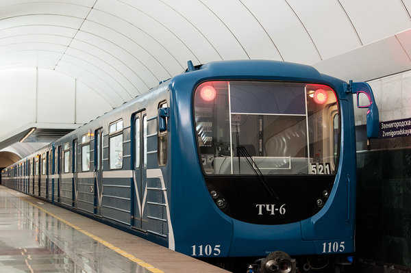 81-717.5П №1105.jpg (707.02 КБ) 4468 просмотров 81-717.5П №1105, станция "Звенигородская".