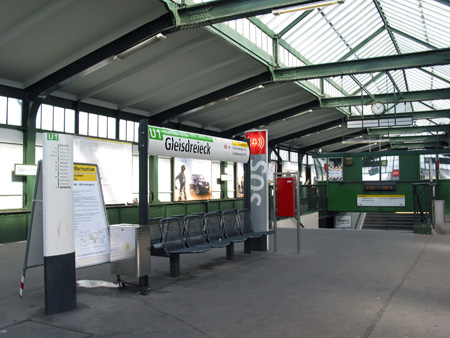 U1-06-gleisdreieck1.jpg