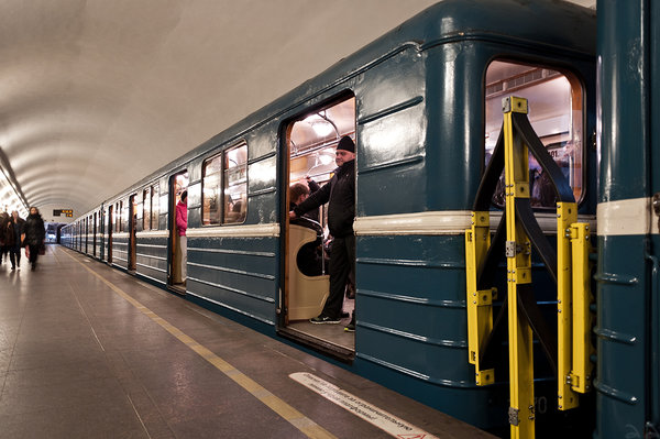 Е №3370, станция «Владимирская».