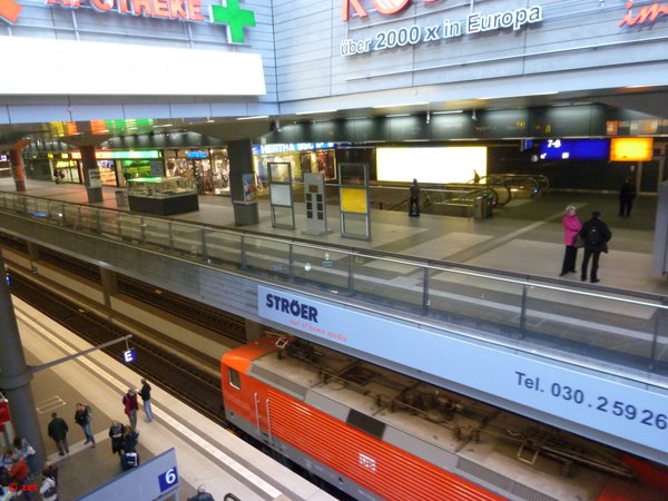 Центральный вокзал Berlin Hauptbahnhof