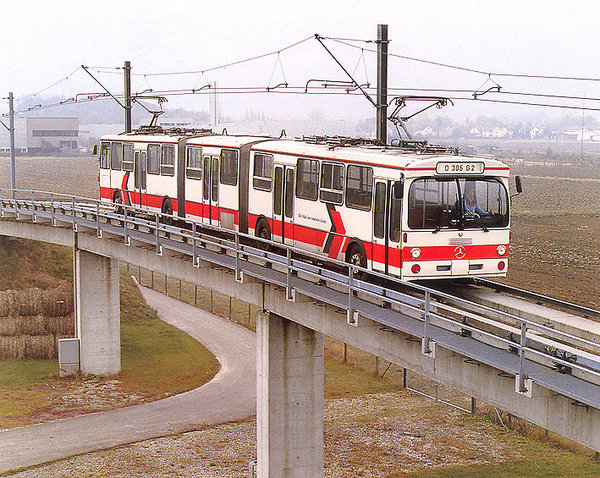 MB_305_GG_02.jpg