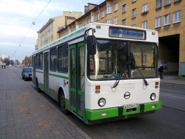 Возле 571