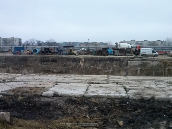 CAM02001.jpg (931.13 КБ) 6634 просмотра Вдоль котлована