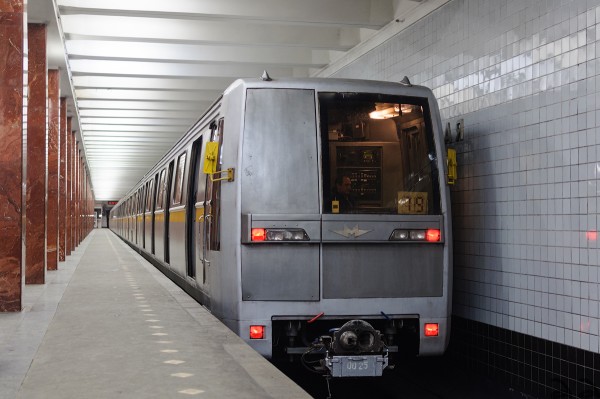 81-720 «Яуза» № 0025, станция Каширская