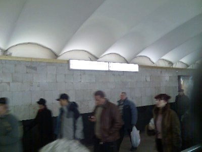Лампы вровень со стеной