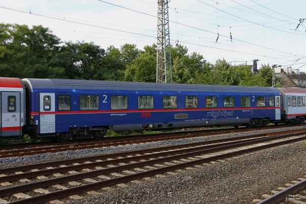 oebb-nightjet-personenwagen-en420-duesseldorf-1027389.jpg