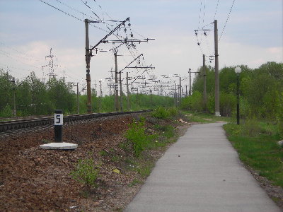Железная дорога рядом с депо