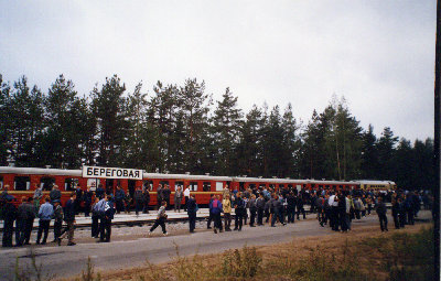 Поезд с локомотивом ТУ2-060 на станции &amp;quot;Береговая&amp;quot;. 28 августа 1999 года.