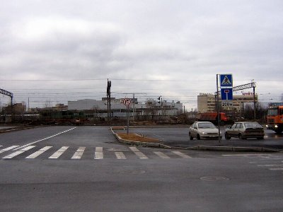 Та самая предполагаемая парковка. Или остановка...)