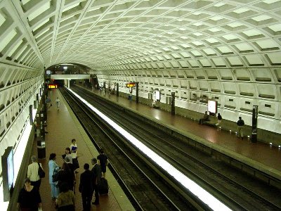 800px-Dupont_Circle_Station.jpg